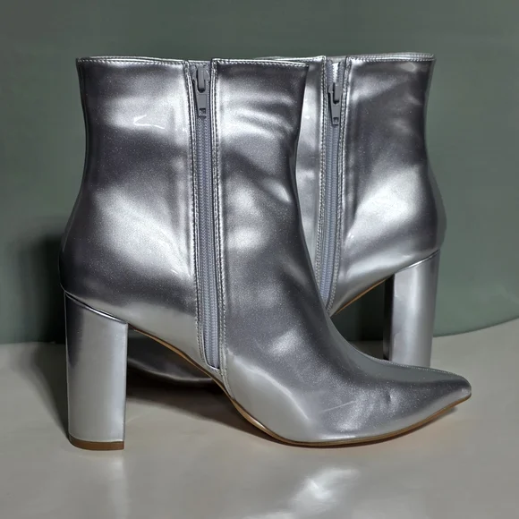 Allegra K Metallic Silver Heeled Boots - Picture 5 of 9